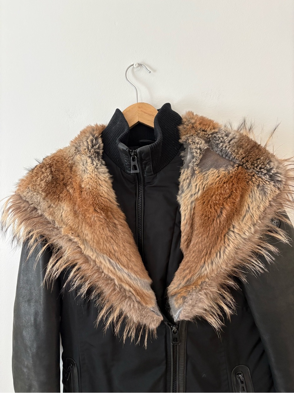 RUDSAK Black Down Fur Trimmed Midi Parka Leather Sleeves Size Medium Luxury Chic - Picture 6 of 16